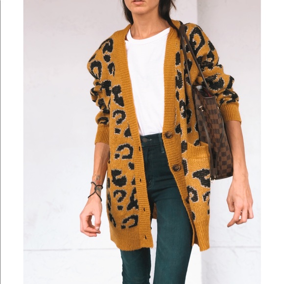 J.O.A/Revolve leopard metallic cardigan - Picture 2 of 4